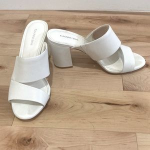 Gianni Bini leather block heels